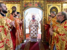 Митрополит Звенигородский Арсений совершил Литургию в храме Торжества Православия в Алтуфьеве