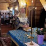 Митрополит Каширский Феогност совершил Литургию в храме Почаевской иконы Божией Матери в Чертанове Южном