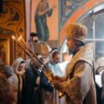 Митрополит Воскресенский Григорий совершил Литургию в храме Василия Блаженного на Красной площади