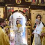 Митрополит Волоколамский Антоний совершил Литургию в храме преподобного Серафима Саровского в Дегунине