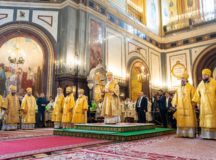 В праздник Собора Московских святых Святейший Патриарх Кирилл совершил Литургию в Храме Христа Спасителя