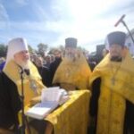 Митрополит Ставропольский Кирилл освятил походный храм на фестивале «Казачья станица Москва»